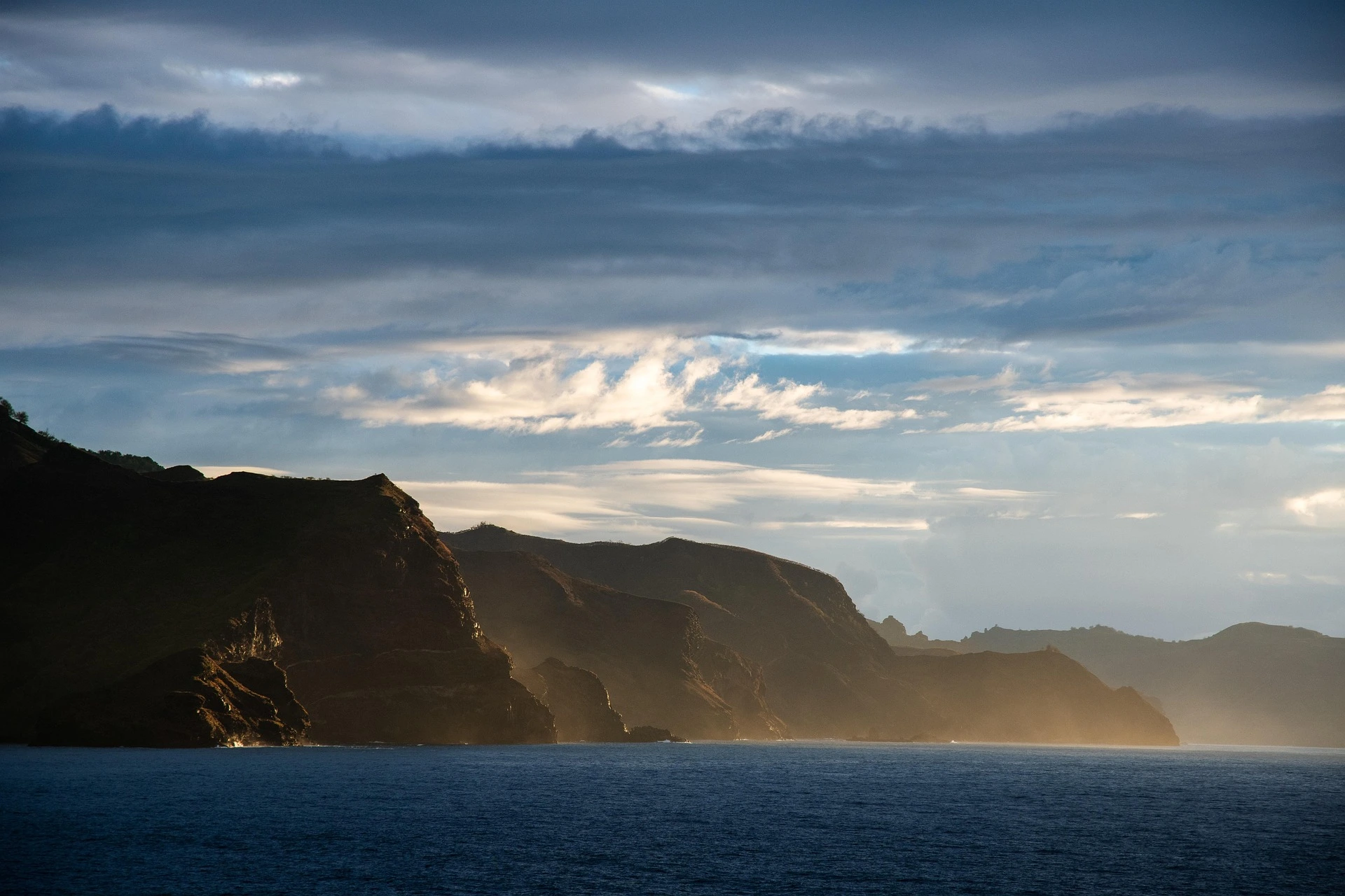Vue aérienne de Hiva Oa, Polynésie française